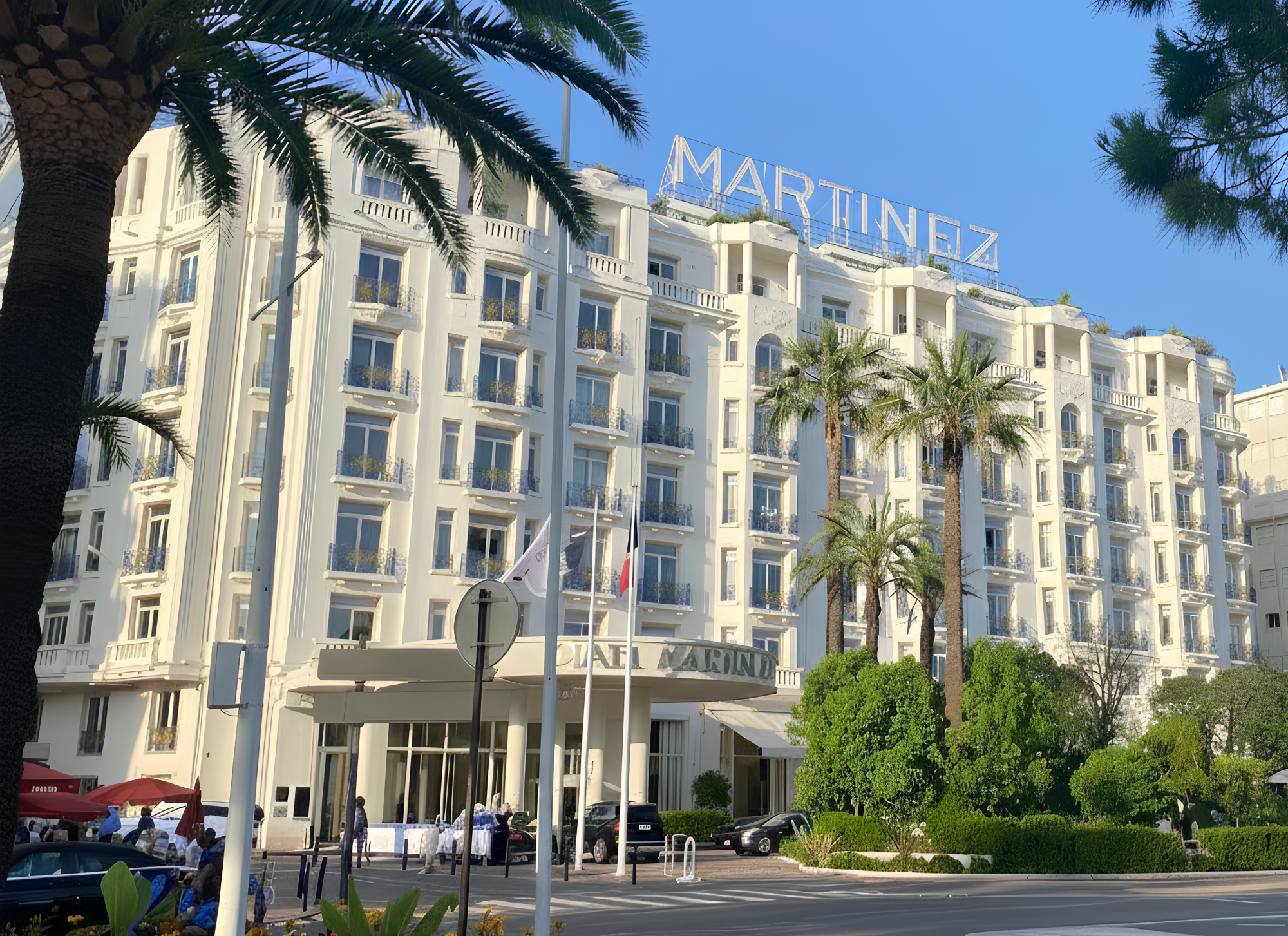 HOTEL MARTINEZ - CANNES (06)