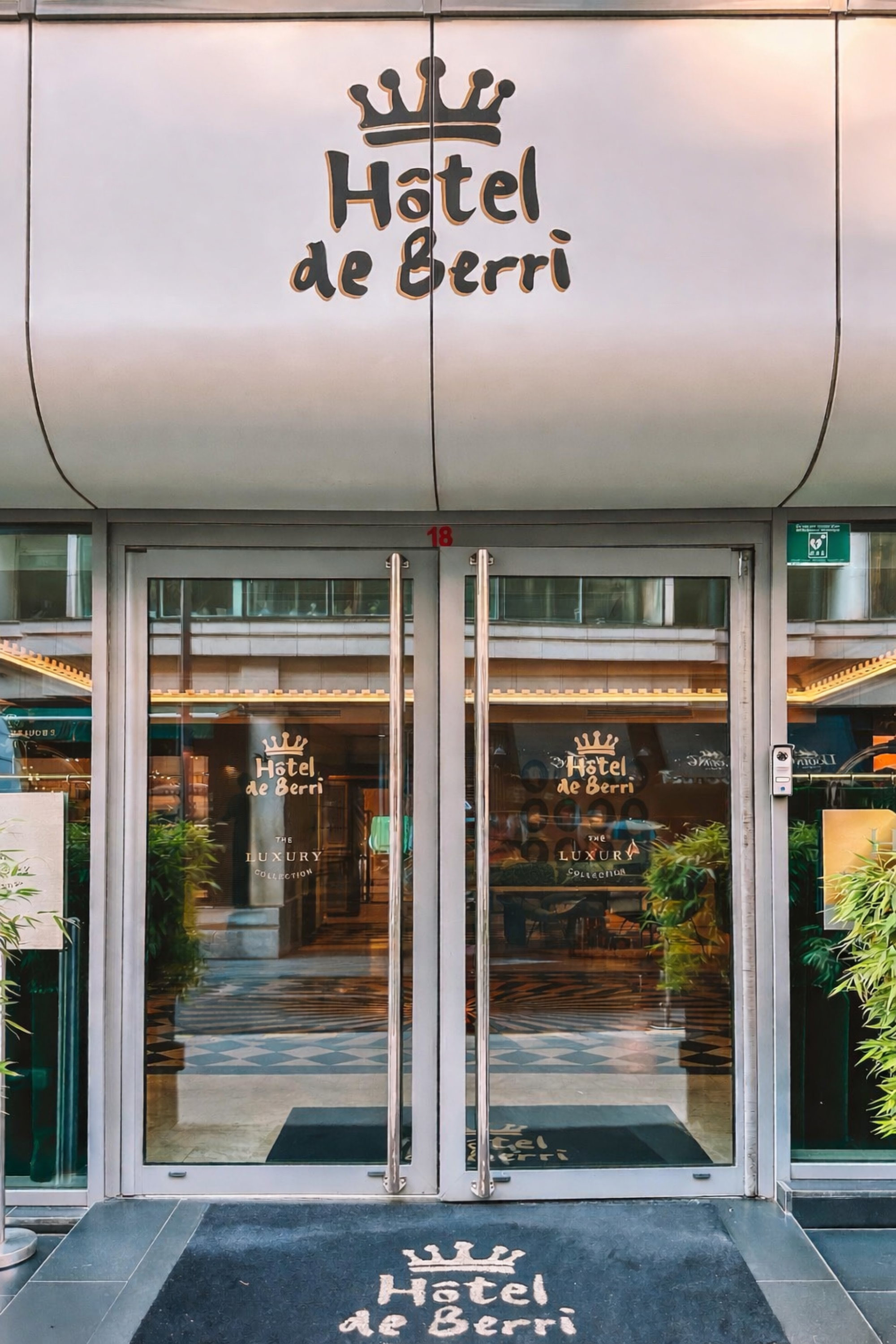 H&Ocirc;TEL DE BERRI &ndash; PARIS 08